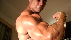 Str8 bodybuilder charles