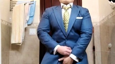 Str8 daddy jerking off in suit