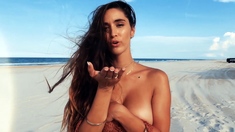 Sexy beautiful ass brunette babe outdoor solo