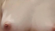 Cute amateur webcam teen girl toying pussy on webcam