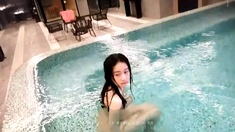 Amateur Asian Teen GF Fucked
