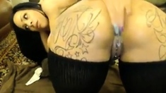 Tattooed Webcam Girl Fists Herself In All Holes