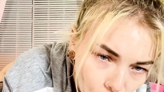 Wild blonde teen LIBRARY deep toying pussy on webcam