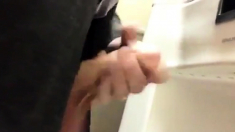 Str8 daddy cum in public toilet